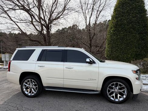 Used 2015 Chevrolet Tahoe LTZ image 12