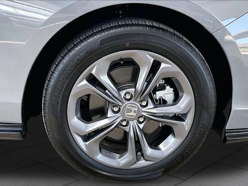 Used 2025 Honda Accord EX-L image 11