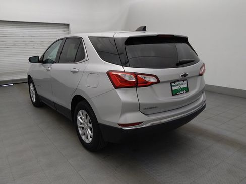 Used 2020 Chevrolet Equinox LT w/ Driver Convenience Package image 5