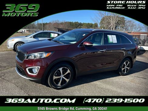 Used 2017 Kia Sorento EX image 1