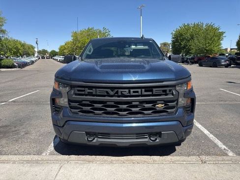 Used 2022 Chevrolet Silverado 1500 Custom image 3