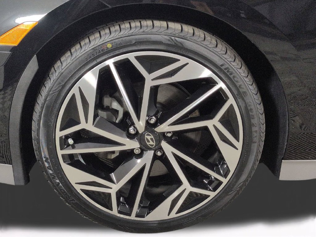 Used 2023 Hyundai Ioniq 6 SEL w/ Cargo Package RWD image 13