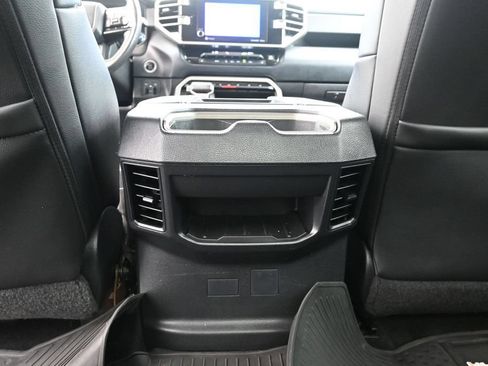 Used 2023 Toyota Tundra SR5 w/ SR5 Premium Package AWD/4WD image 19