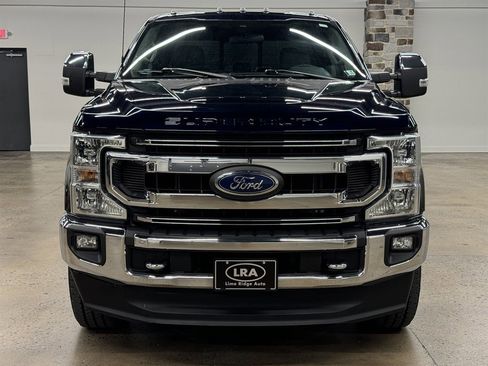Used 2022 Ford F350 XLT w/ XLT Premium Package AWD/4WD image 2