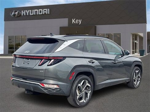 Used 2023 Hyundai Tucson SEL w/ Convenience Package image 3