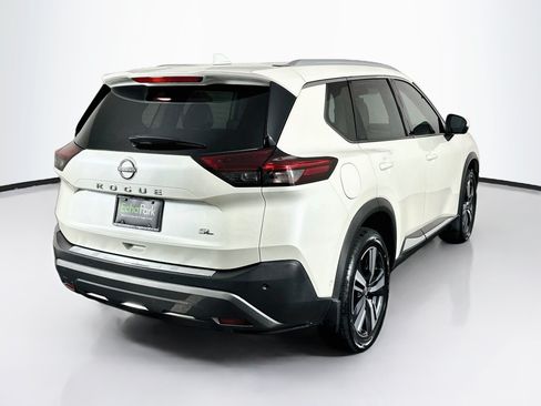 Used 2023 Nissan Rogue SL w/ SL Premium Package FWD image 9