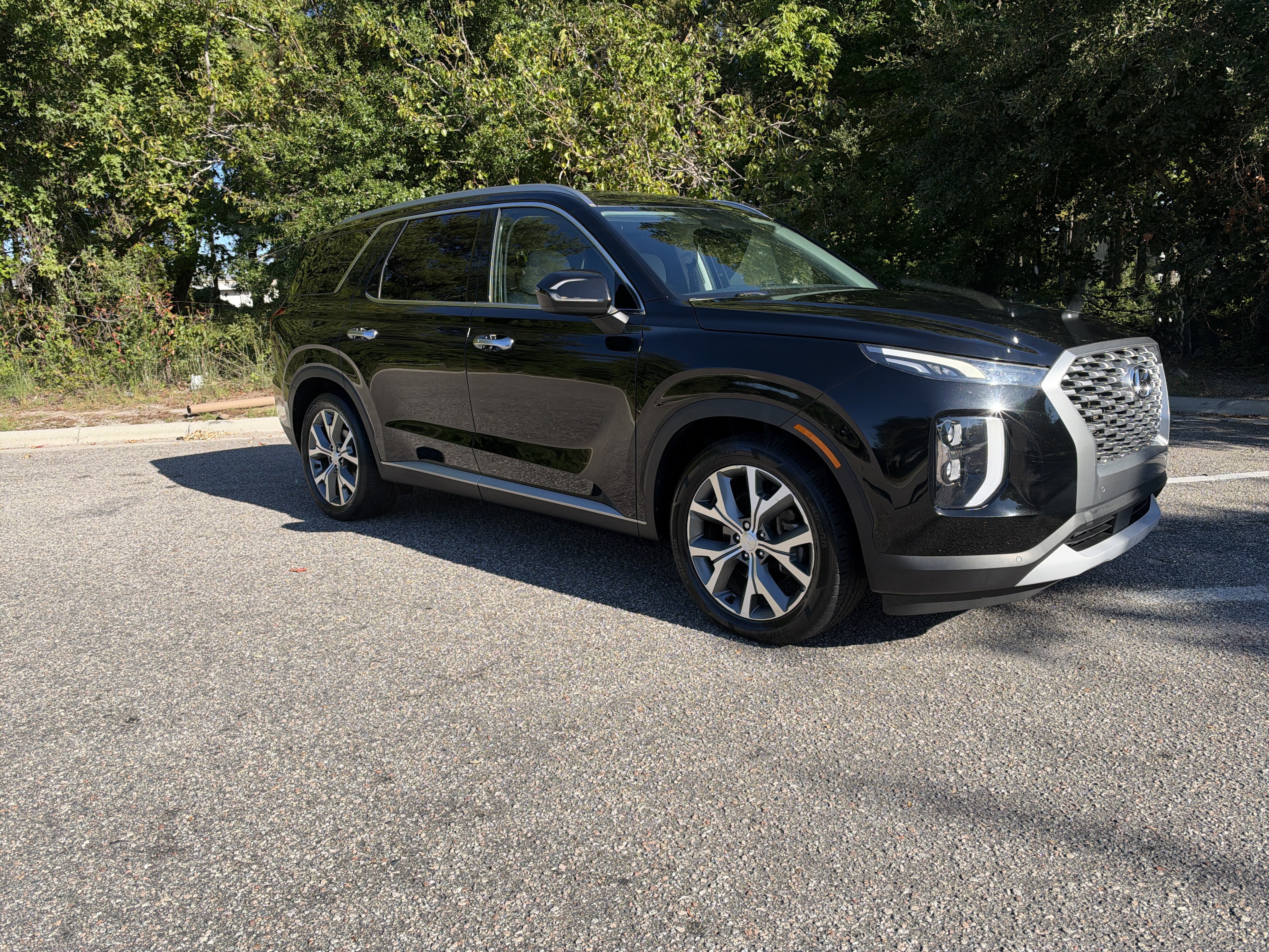 Used 2021 Hyundai Palisade SEL FWD image 2
