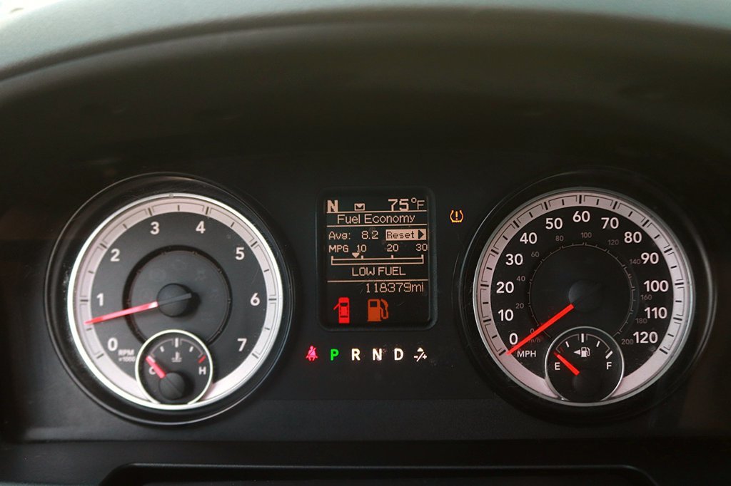 Used 2015 RAM 1500 Express AWD/4WD image 18
