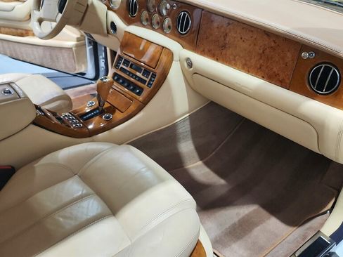 Used 2003 Bentley Arnage R RWD image 35