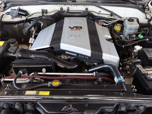 Used 2000 Toyota Land Cruiser image 52