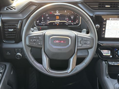 Used 2025 GMC Sierra 1500 AT4 AWD/4WD image 12