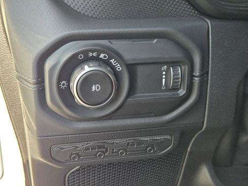 Used 2026 Jeep Wrangler Unlimited Rubicon image 21