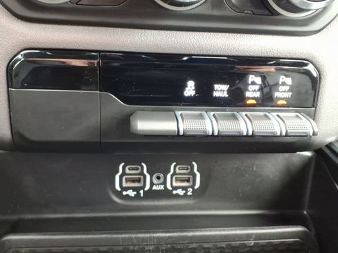 Used 2020 RAM 1500 Laramie w/ Sport Appearance Package image 26
