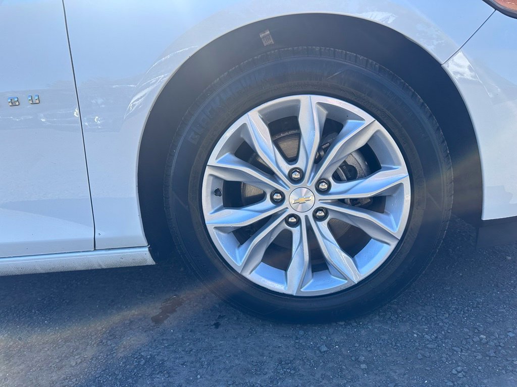 Used 2023 Chevrolet Malibu LT FWD image 36