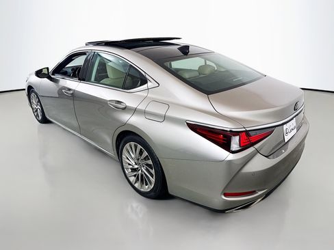 Used 2019 Lexus ES 350 Luxury image 5