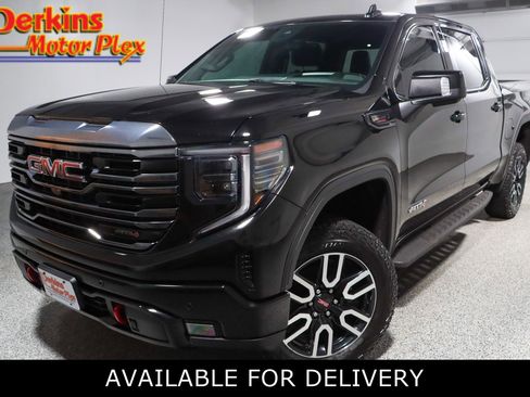 Used 2023 GMC Sierra 1500 AT4 w/ Technology Package AWD/4WD image 1