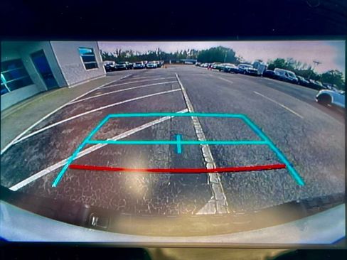 Used 2022 Toyota Tacoma SR image 7