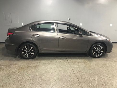 Used 2013 Honda Civic EX-L image 2