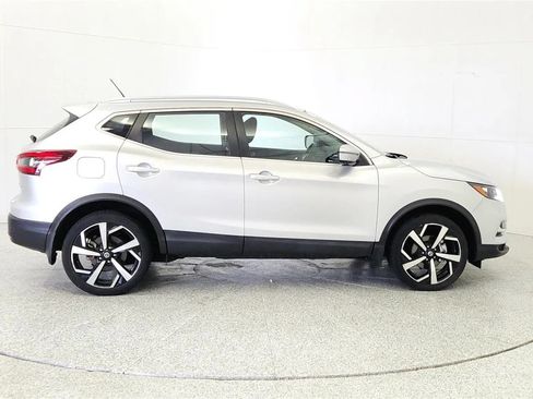 Used 2022 Nissan Rogue Sport SL AWD/4WD image 8
