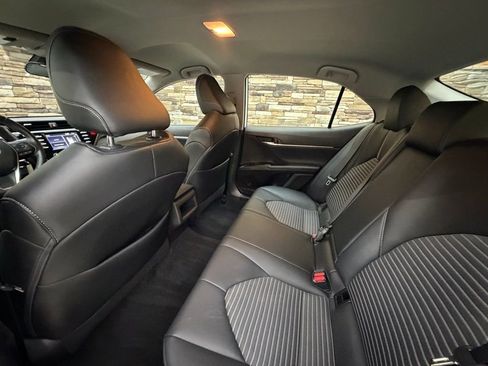 Used 2020 Toyota Camry SE image 26
