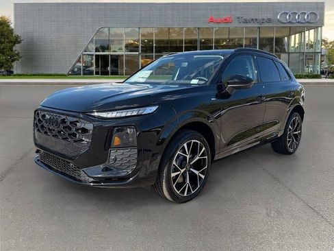 New 2026 Audi Q3 quattro 2.0T AWD/4WD image 7