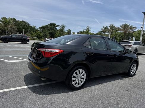 Used 2014 Toyota Corolla LE FWD image 24