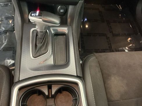 Used 2015 Dodge Charger R/T RWD image 18