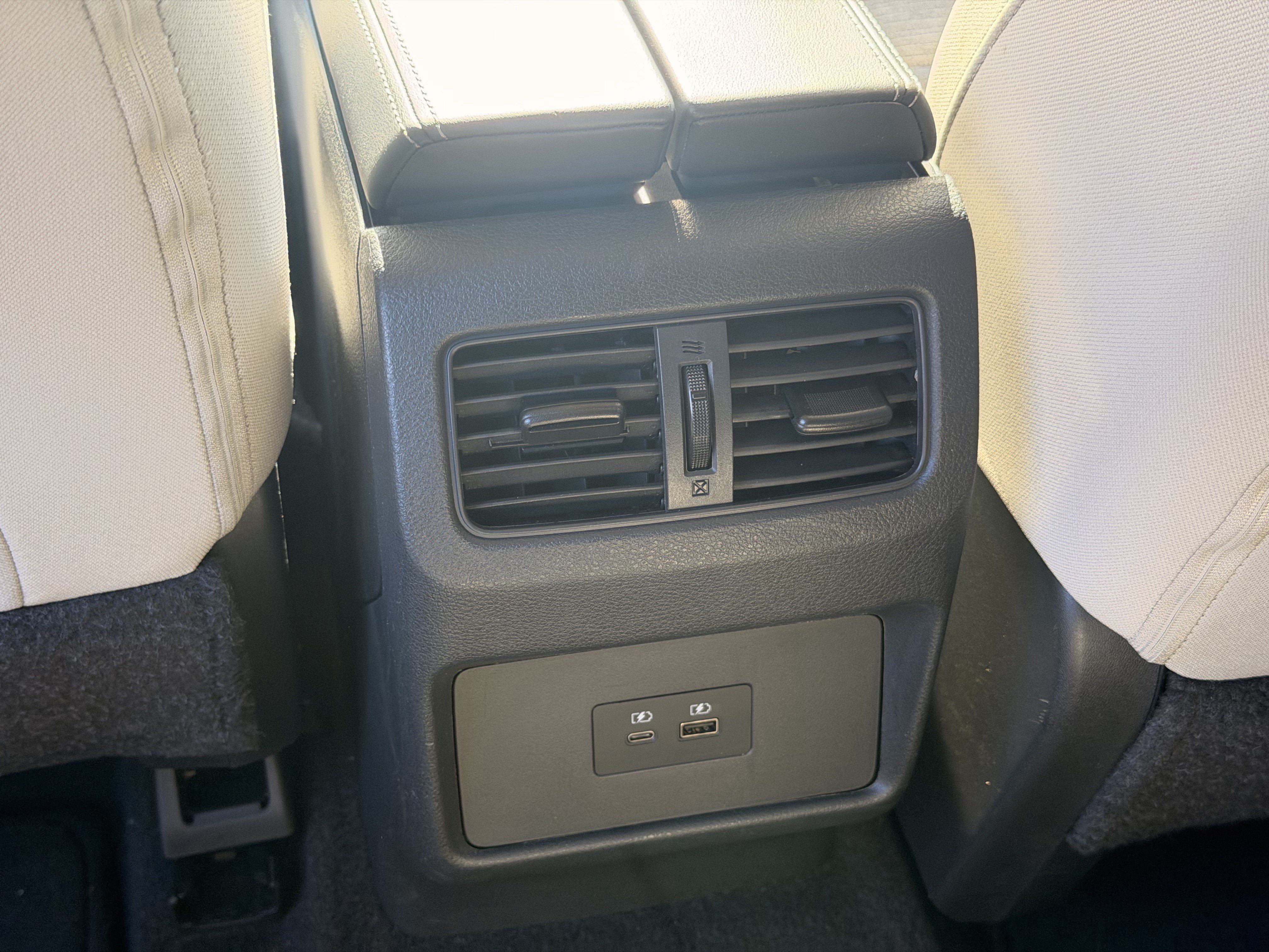 Used 2023 Nissan Rogue SV AWD/4WD image 25