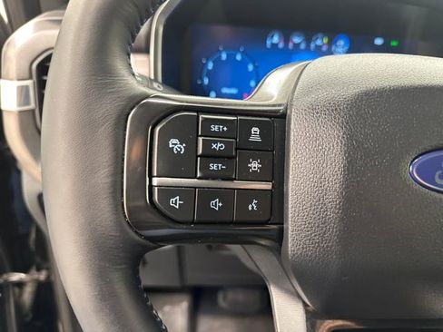 Certified 2025 Ford F150 Platinum w/ FX4 Off-Road Package AWD/4WD image 33