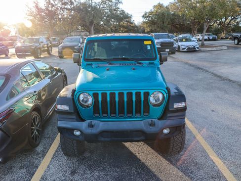 Used 2020 Jeep Wrangler Unlimited Sport image 4