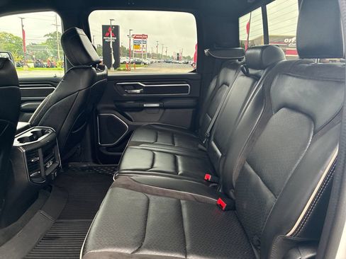 Used 2023 RAM 1500 Laramie AWD/4WD image 17