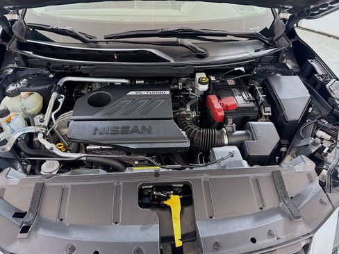 Used 2023 Nissan Rogue S AWD/4WD image 26