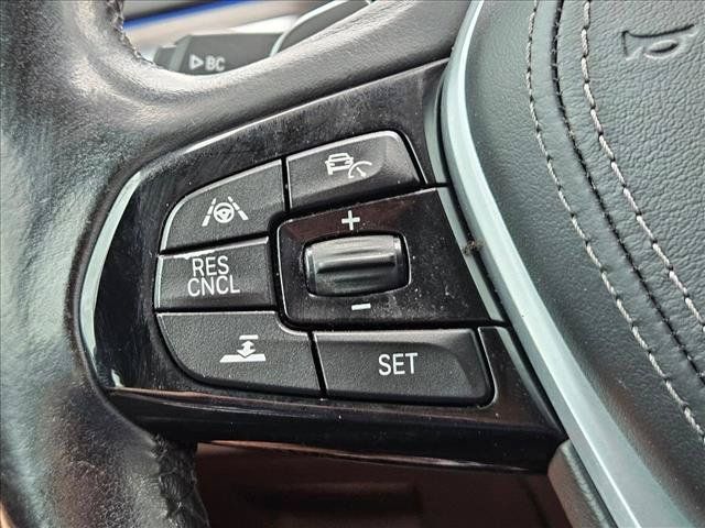 Used 2019 BMW 540i w/ Executive Package RWD image 23
