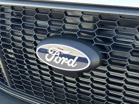 New 2026 Ford Transit 250 148 Medium Roof w/ Load Area Protection Package image 25