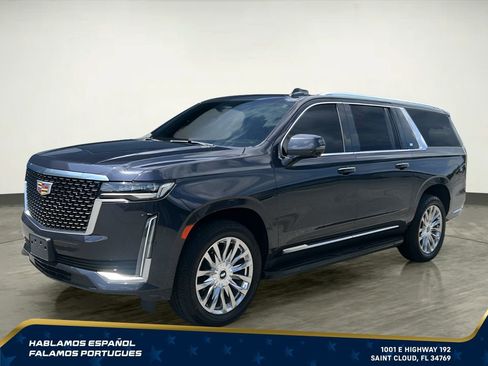 Used 2022 Cadillac Escalade ESV Premium Luxury AWD/4WD image 2