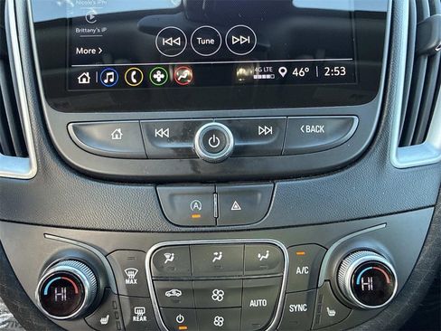 Used 2023 Chevrolet Malibu LT image 19