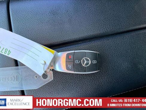 Used 2020 Mercedes-Benz GLE 350 w/ Parking Assist Package image 35