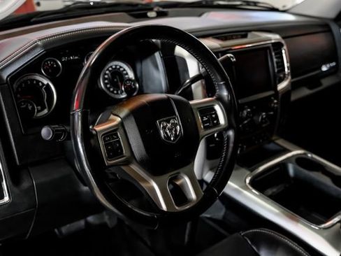 Used 2018 RAM 3500 Laramie w/ Convenience Group AWD/4WD image 18