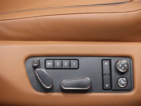 Used 2014 Bentley Flying Spur W12 AWD/4WD image 79