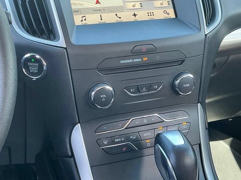 Used 2018 Ford Edge SEL w/ Equipment Group 201A FWD image 37