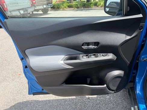 Used 2023 Nissan Kicks SR w/ SR Premium Package FWD image 10