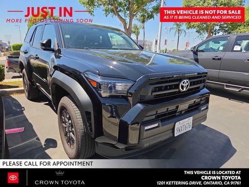Used 2026 Toyota 4Runner SR5 RWD image 2