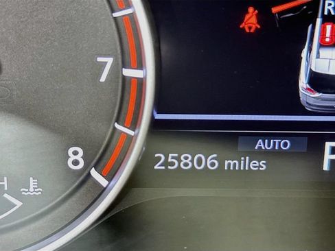 Used 2023 Nissan Rogue SL AWD/4WD image 16