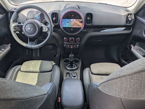 Used 2024 MINI Cooper Countryman S FWD image 2