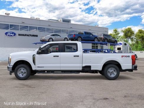 New 2026 Ford F250 XL w/ FX4 Off-Road Package AWD/4WD image 3