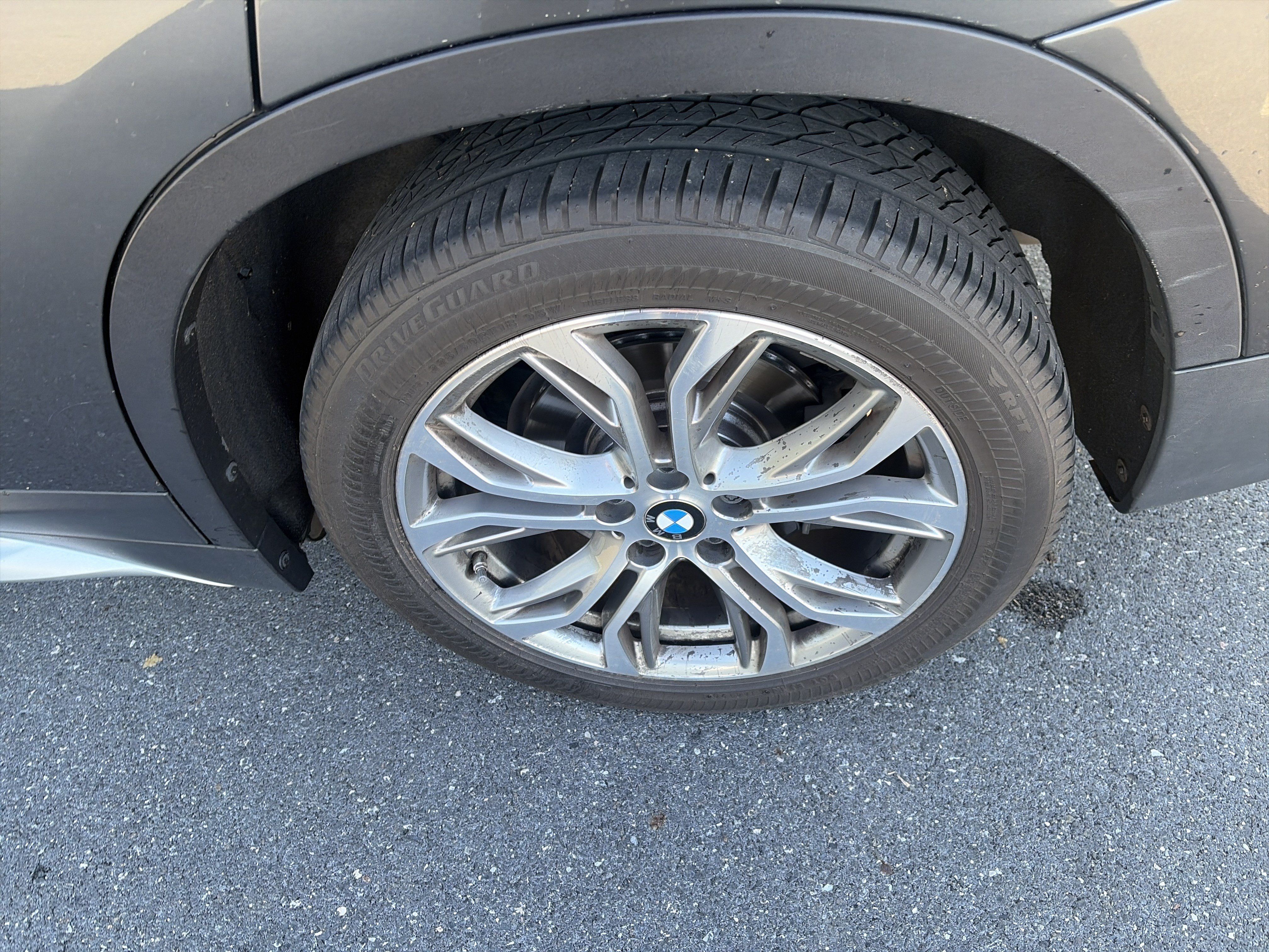 Used 2017 BMW X1 xDrive28i AWD/4WD image 11
