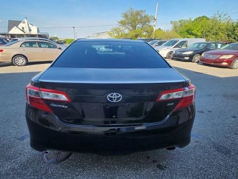 Used 2014 Toyota Camry SE FWD image 6