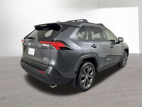 Used 2023 Toyota RAV4 XLE Premium image 36