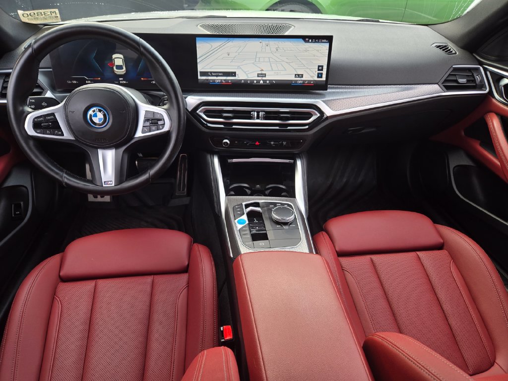 Used 2024 BMW i4 eDrive40 w/ M Sport Package RWD image 18