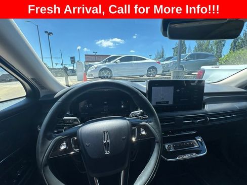 Used 2023 Lincoln Corsair Reserve w/ Equipment Group 201A AWD/4WD image 6